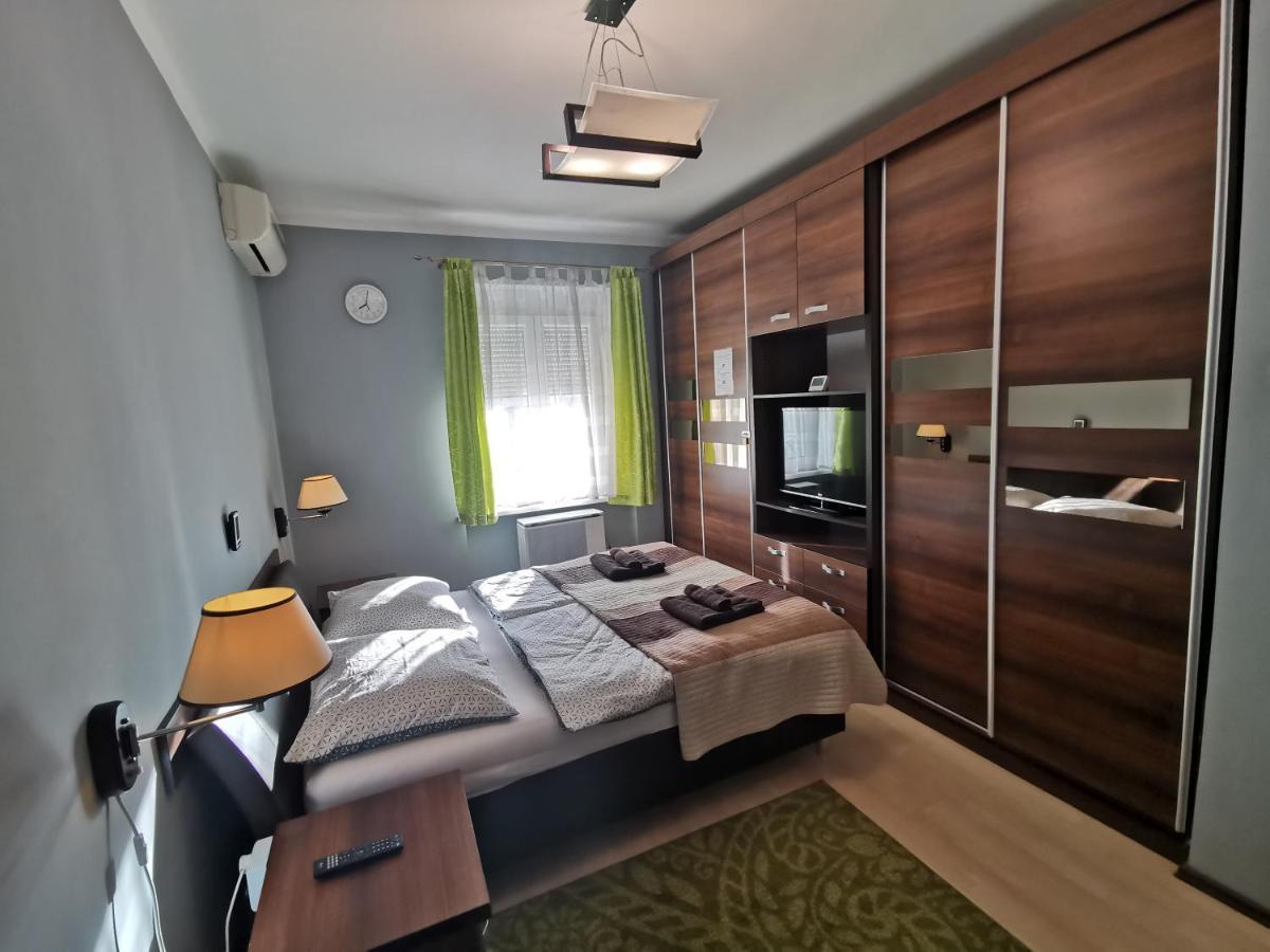 Smart Business Apartman Мишкольц Экстерьер фото